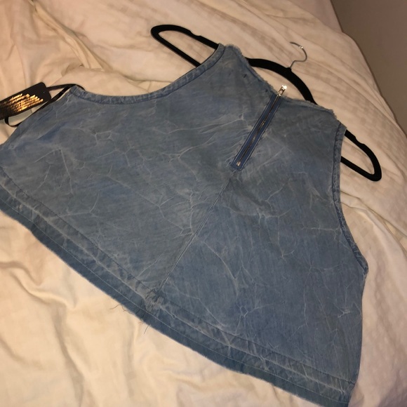 Crop top - Picture 3 of 4